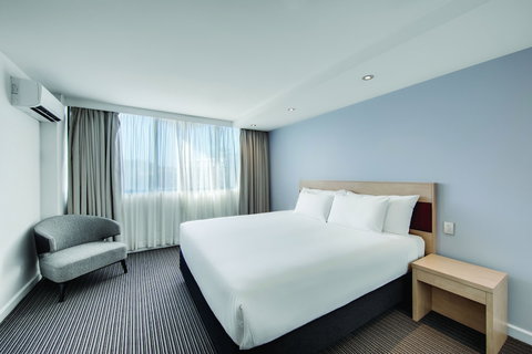 Central Studio Hotel Sydney - Holiday Sunshine Coast 2