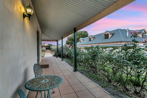 Abbotsford Country House - Holiday Sunshine Coast 3
