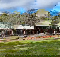 D'Altons Studios - Holiday Sunshine Coast