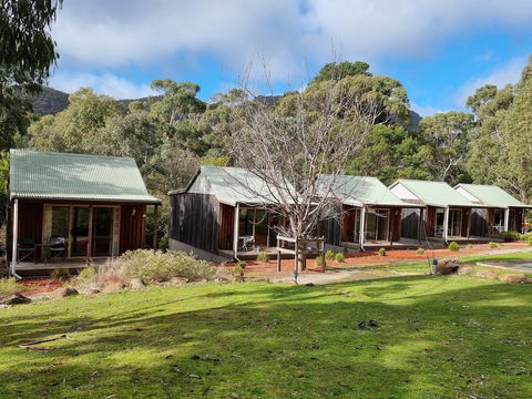 D'Altons Studios - Holiday Sunshine Coast 0