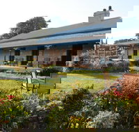 Robe House - Sunshine Coast Tourism