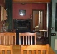 McIntosh Cottages - Sunshine Coast Tourism