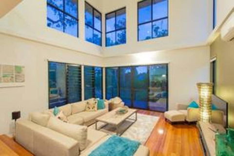 Beach Road Holiday Homes - Sunshine Coast Tourism 5