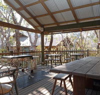 Jemby rinjah Eco Lodge - Holiday Sunshine Coast