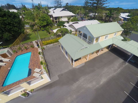 Wollongbar Motel - Sunshine Coast Tourism 6