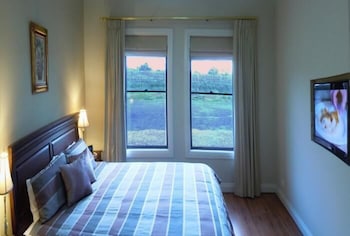 Barossa Shiraz Estate - Holiday Sunshine Coast 3