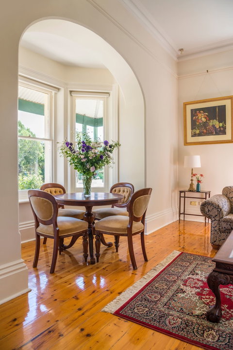 Barossa Shiraz Estate - Holiday Sunshine Coast 1