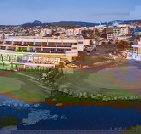 Best Western City Sands - Wollongong Golf Club - Holiday Sunshine Coast