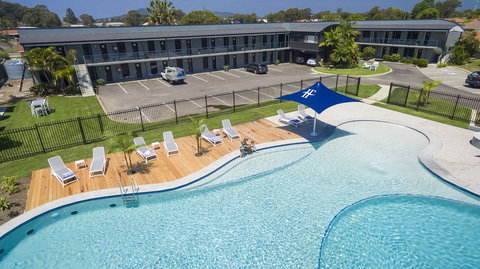 Hotel Forster - Sunshine Coast Tourism 0
