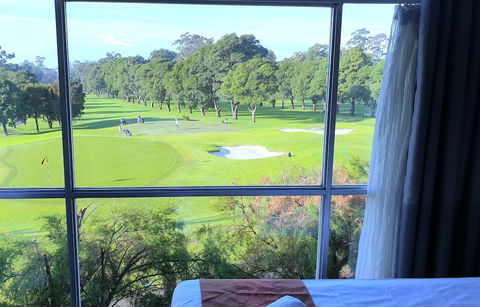 The Select Inn Ryde - Holiday Sunshine Coast 4