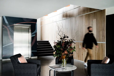 Flinders Hotel - Holiday Sunshine Coast 0