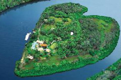 Makepeace Island - Holiday Sunshine Coast 0