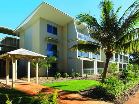 Oaks Broome Hotel - Sunshine Coast Tourism 1
