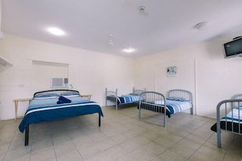 Beaches Backpackers Airlie Beach - Hostel - Sunshine Coast Tourism 4