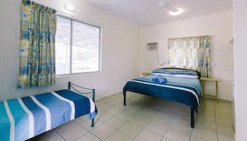Beaches Backpackers Airlie Beach - Hostel - Sunshine Coast Tourism 3