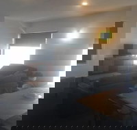 Penguin Seaside Motel - Sunshine Coast Tourism