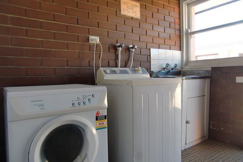 Bairnsdale Kansas City Motel - Holiday Sunshine Coast 7