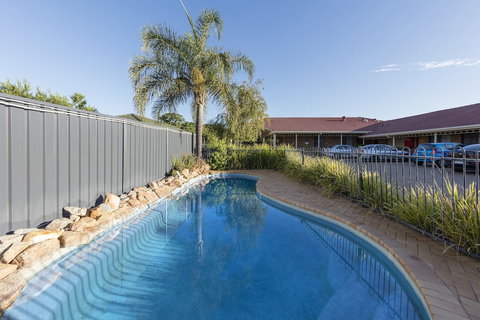 Best Western Ambassador Motor Inn & Apartments - Holiday Sunshine Coast 4