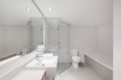Adina Apartment Hotel Wollongong - Holiday Sunshine Coast 4