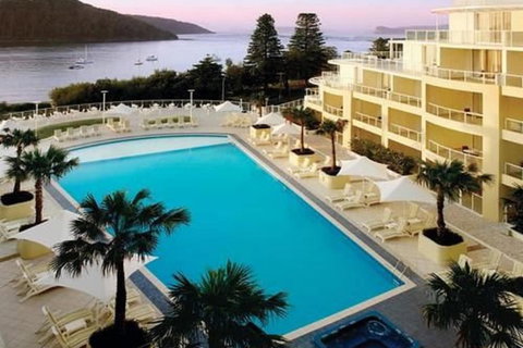 Mantra Ettalong Beach - Sunshine Coast Tourism 2