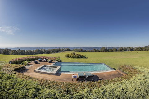 Spicers Peak Lodge - Sunshine Coast Tourism 1