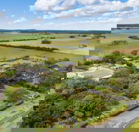 The Barn - Holiday Sunshine Coast