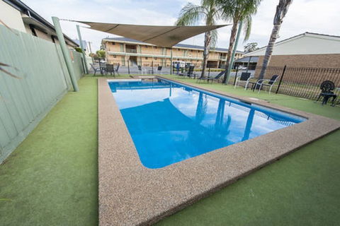 Garden City Motor Inn - Holiday Sunshine Coast 5