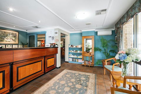 Garden City Motor Inn - Holiday Sunshine Coast 6