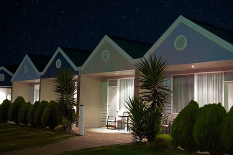 Sorrento Beach Motel - Sunshine Coast Tourism 2