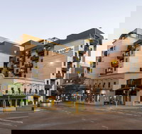 Mantra on Hay - Holiday Sunshine Coast