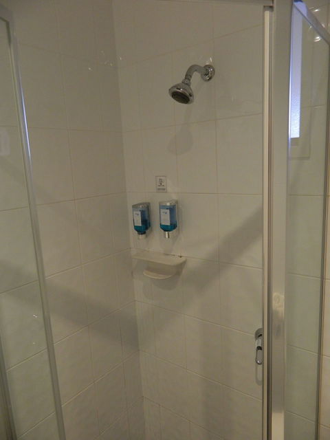 Werribee Motel & Apartments - Sunshine Coast Tourism 6