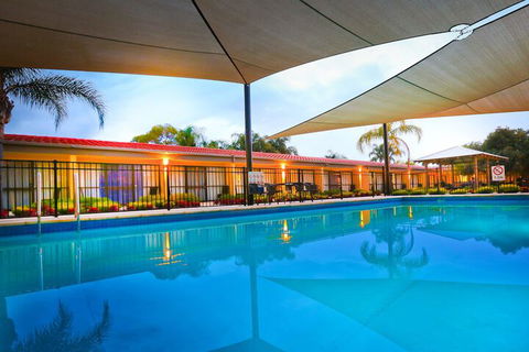 Comfort Inn Deakin Palms - Sunshine Coast Tourism 6