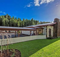 Gold Rush Inn - Sunshine Coast Tourism