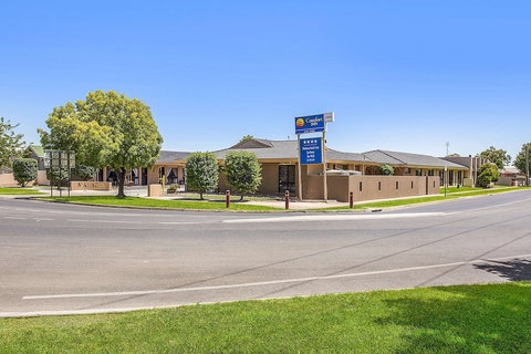 Comfort Inn May Park - Holiday Sunshine Coast 3