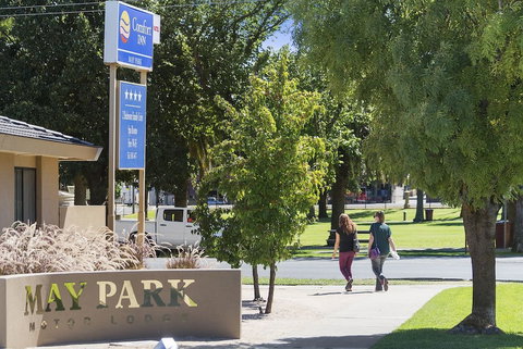 Comfort Inn May Park - Holiday Sunshine Coast 5