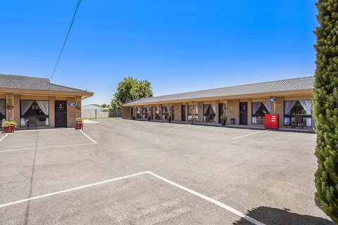 Comfort Inn May Park - Holiday Sunshine Coast 0