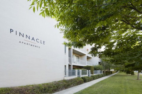 Pinnacle Apartments - Holiday Sunshine Coast 0