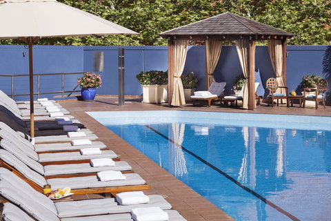 Four Seasons Hotel Sydney - Holiday Sunshine Coast 1