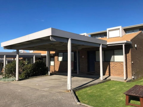Beachfront Motel - Holiday Sunshine Coast 3