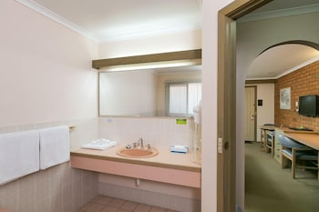 Bendigo Golden Square Motor Inn - Holiday Sunshine Coast 4