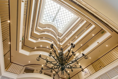 Central Cosmo Apartments - Sunshine Coast Tourism 0