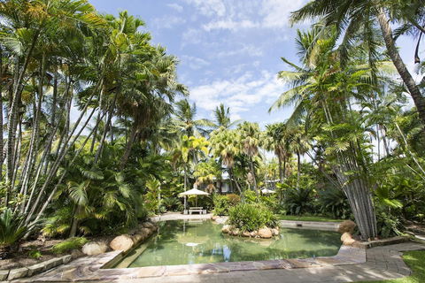 Seagulls Resort - Holiday Sunshine Coast 1