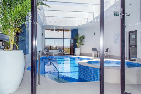 Rydges Adelaide - Holiday Sunshine Coast 0