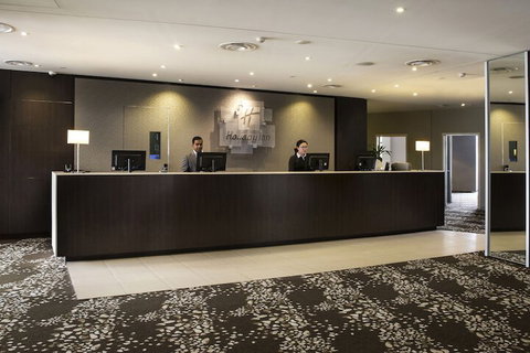 Holiday Inn Melbourne Airport, An IHG Hotel - Sunshine Coast Tourism 3