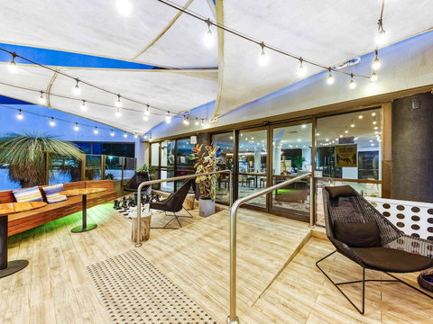 Mercure Penrith - Holiday Sunshine Coast 2