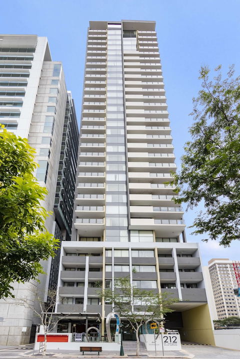 Oaks Brisbane On Margaret Suites - Sunshine Coast Tourism 0