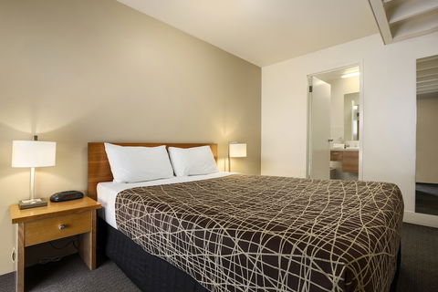 Old Woolstore Apartment Hotel - Sunshine Coast Tourism 3