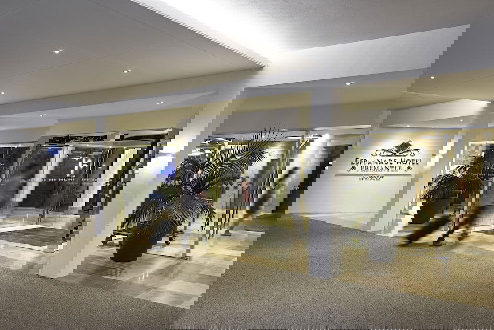 Fremantle WA Holiday Sunshine Coast