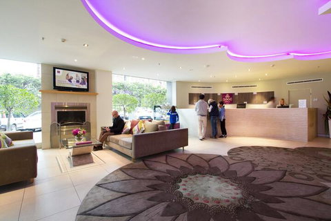 Terrace Hotel Adelaide - Holiday Sunshine Coast 4