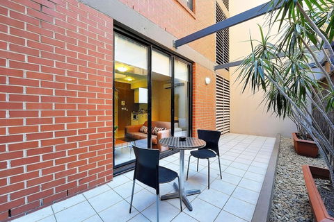 APX Darling Harbour - Holiday Sunshine Coast 2